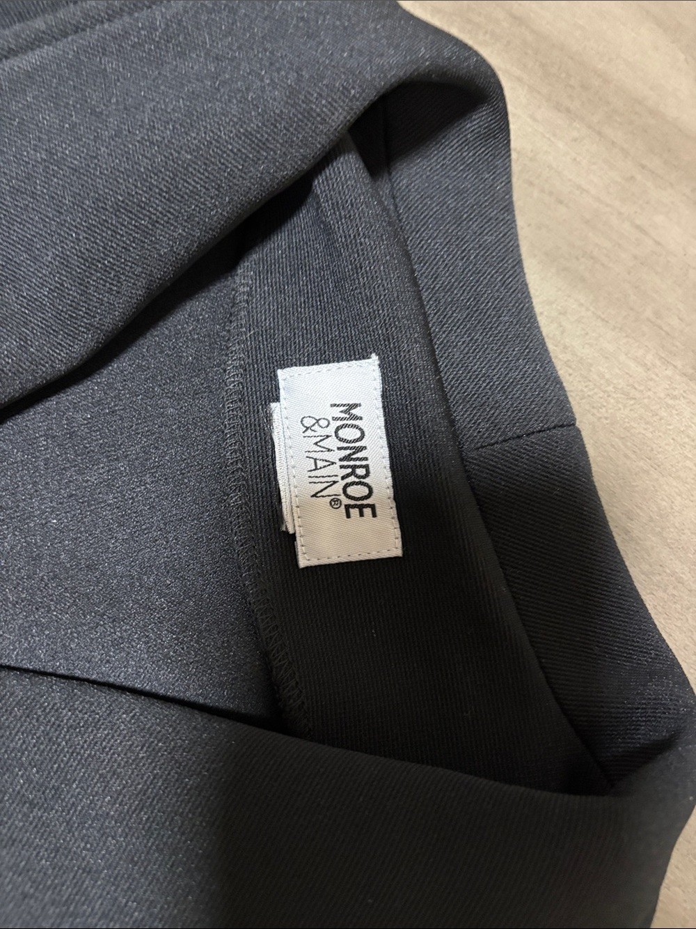 Monroe & Main Black Tailored Women's Jacket and Skirt Set - Picture 4 of 6